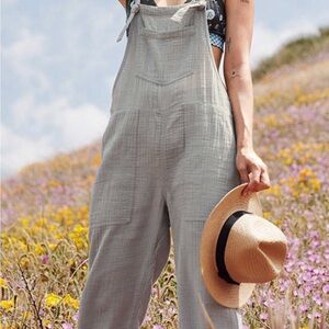 Aerie gauzy overalls Sz small/ fit XS